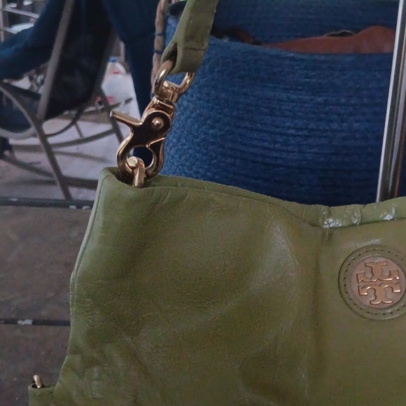 TORY BURCH OLIVE LEATHER THREE WAY HANDBAG - Picture 11 of 16